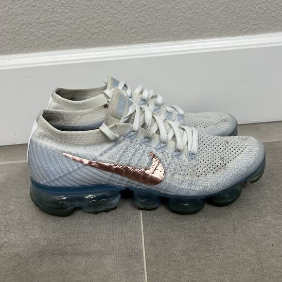 Nike Vapormax Flyknit Explorer Women's Size 7.5 White Gold Sneaker Running Shoes - Picture 1 of 8